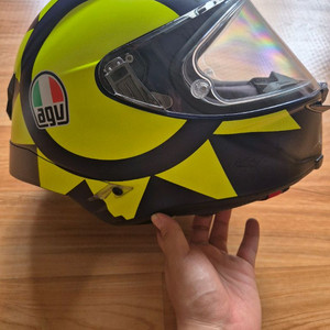 AGV GPRR 피스타 2019솔레루나 팝니다