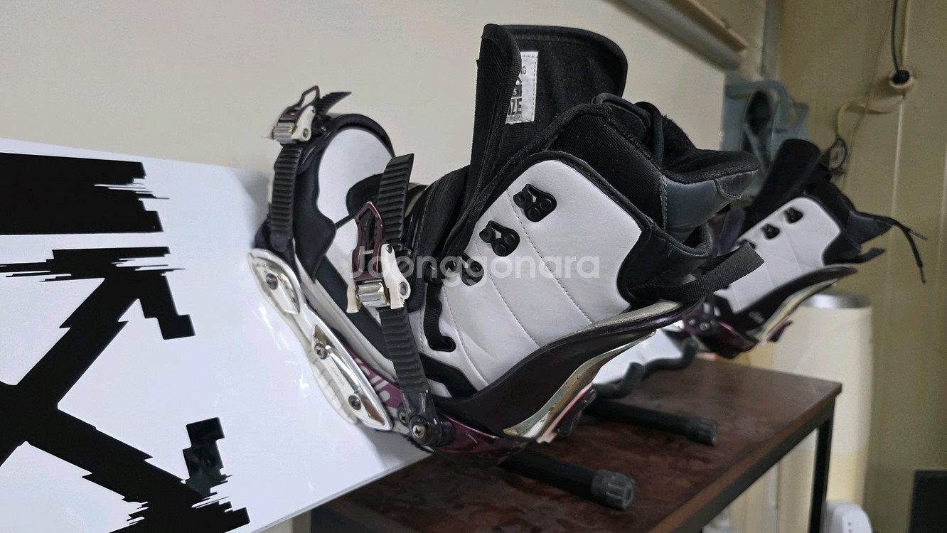 커스텀페인팅 스노우보드 보드 152cm+바인딩 세트+헬멧--3