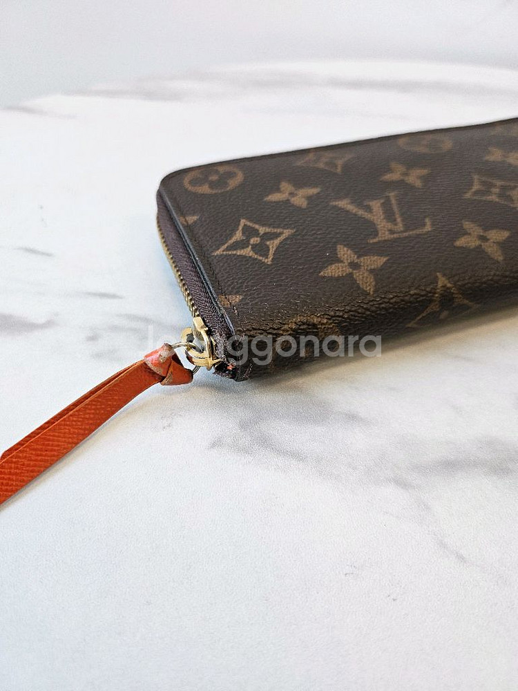 루이비통 모노그램 지퍼돌이 장지갑--3