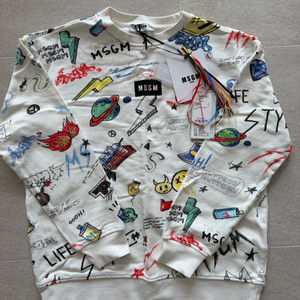 msgm 키즈 보이즈 맨투맨 12Y (상태아주깨끗)