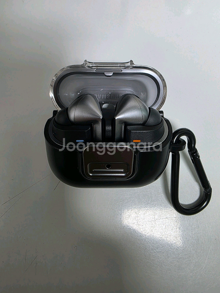 갤럭시 버즈3 프로 (실버 색상, 정품 케이스 포함)--1