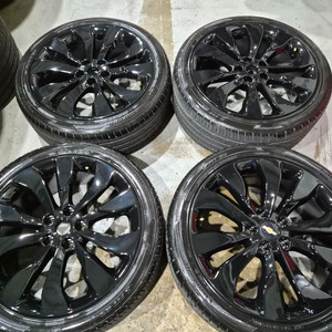 (판매) 올뉴말리부 19인치 휠타이어 판매합니다