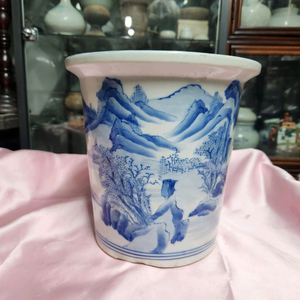 일본 화분연대좋은.. 도자기 산수화분입니다...
