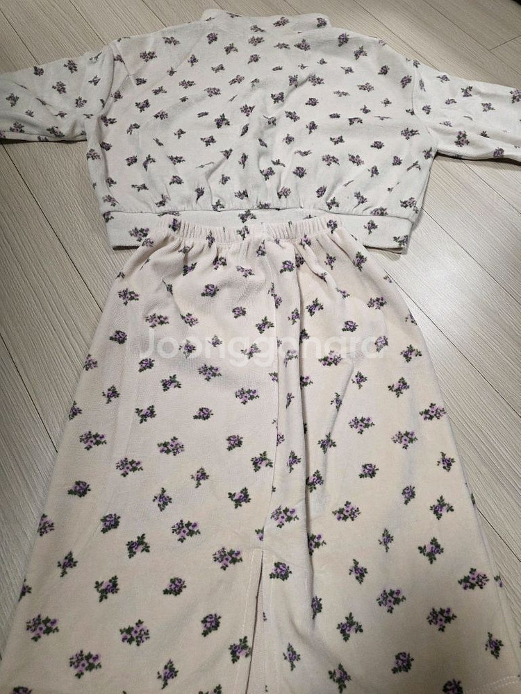 바나나제이 꽃무늬 싱하의세트(M)--2