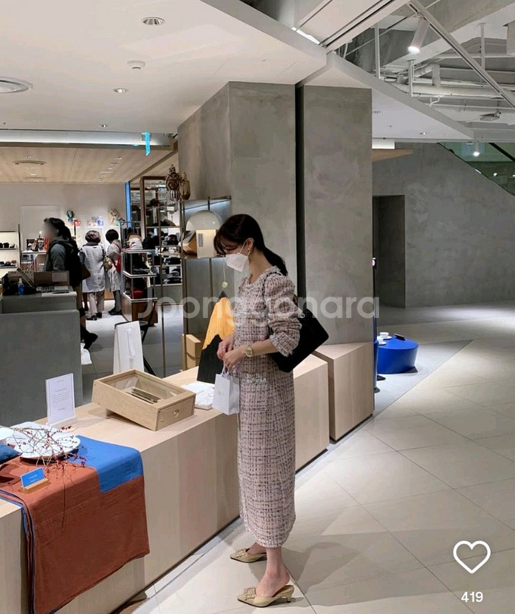 바이씨니 반짝트위드 원피스--2