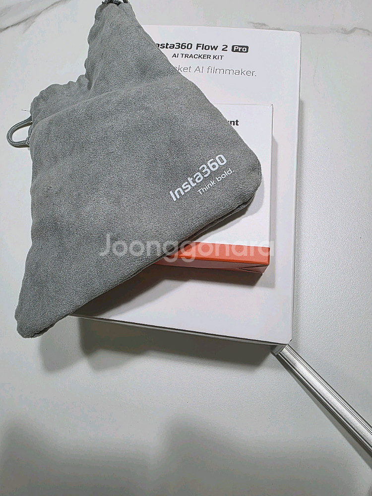인스타360 플로우2 프로 AI 트래커 키트--0