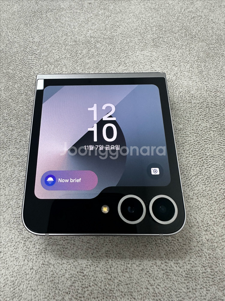 갤럭시 Z 플립6 실버쉐도우 256GB S급팝니다--0
