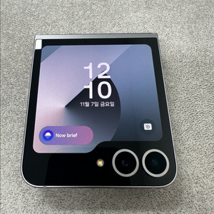 갤럭시 Z 플립6 실버쉐도우 256GB S급팝니다