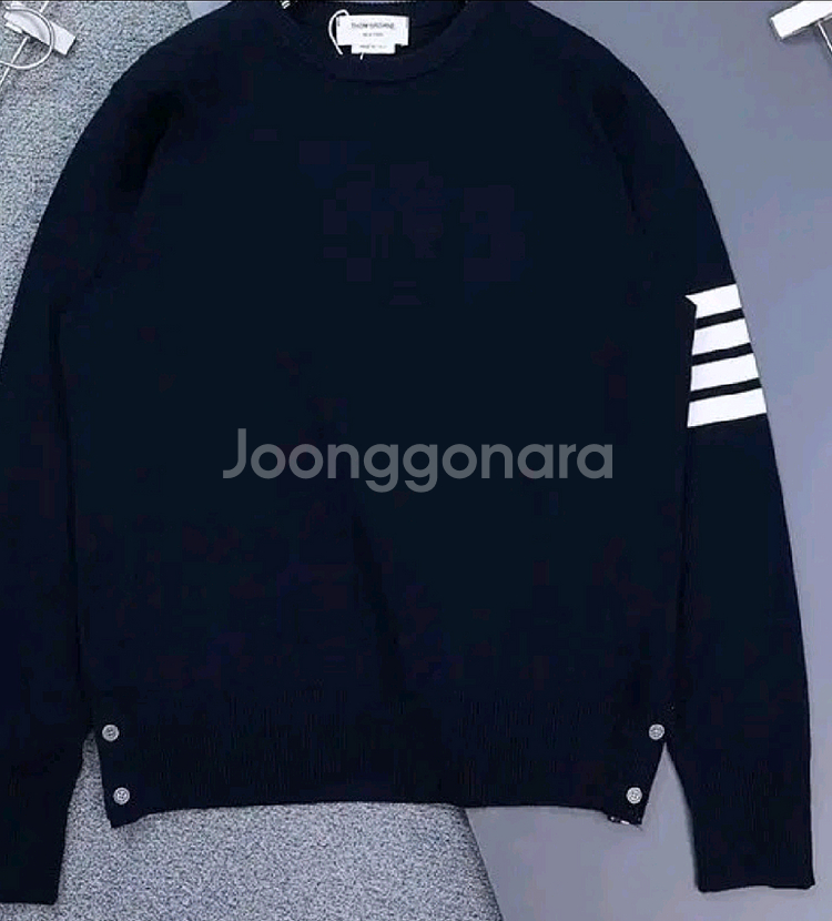 톰브라운 스트라이프 니트 스웨터--0