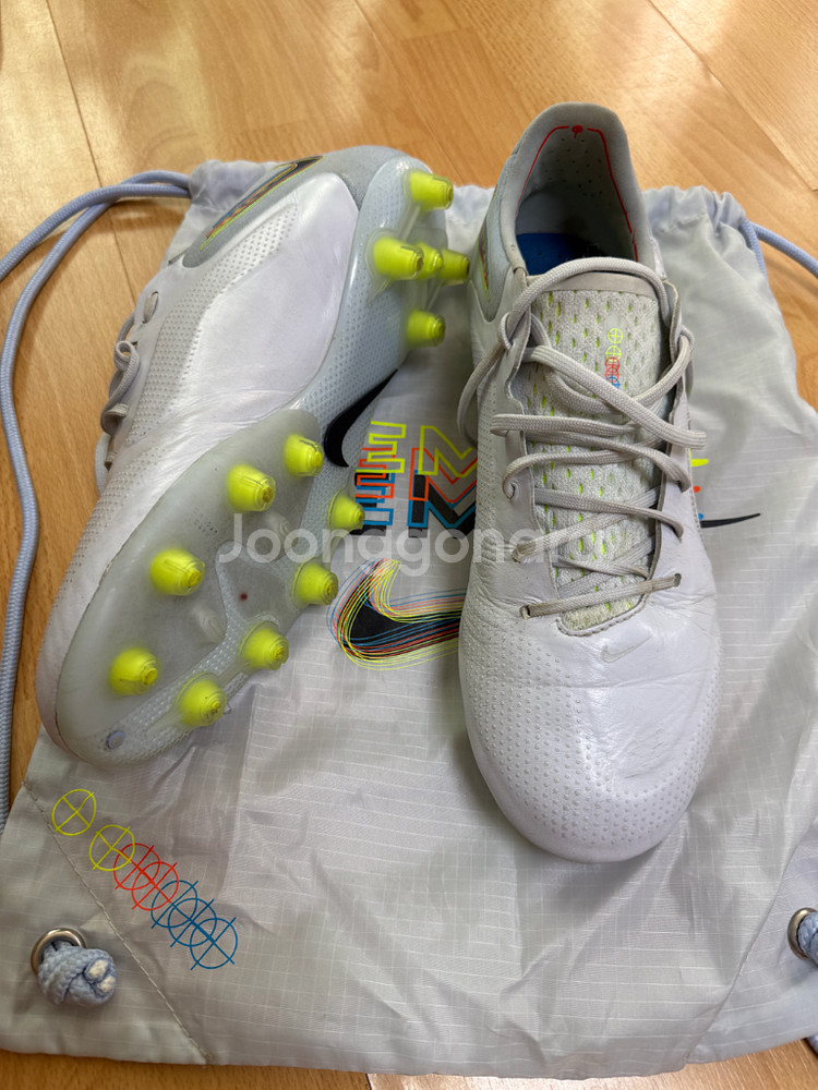 나이키 티엠포 레전드9 엘리트 HG 천연가죽 축구화 275mm--3