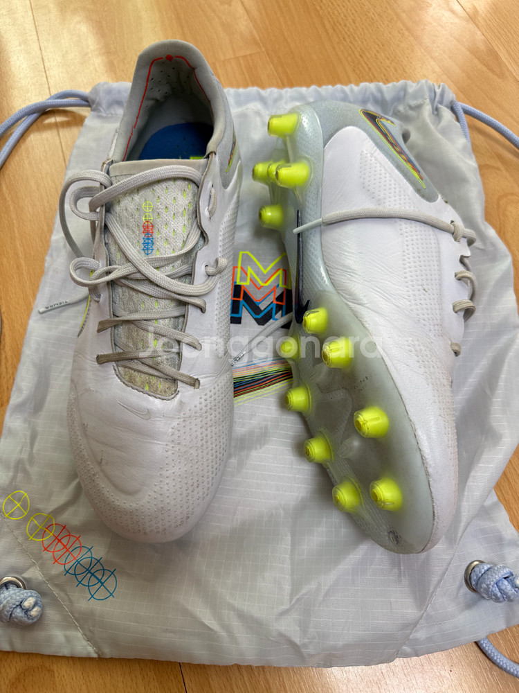 나이키 티엠포 레전드9 엘리트 HG 천연가죽 축구화 275mm--6