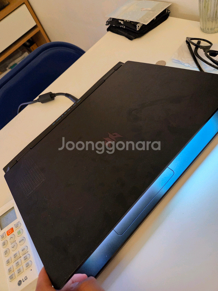 헬리오스 네오 16 게이밍노트북 i9-13900hx 사양 저렴하게 팝니다--1