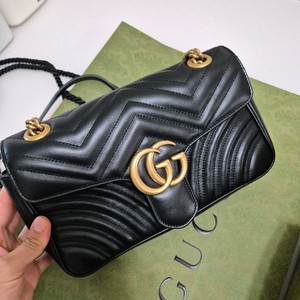 구찌 마몽 미디엄 숄더백