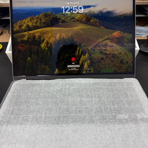 맥북에어 M3 13인치 기본형(8GB, 256SSD) 풀박스 판매합니다.