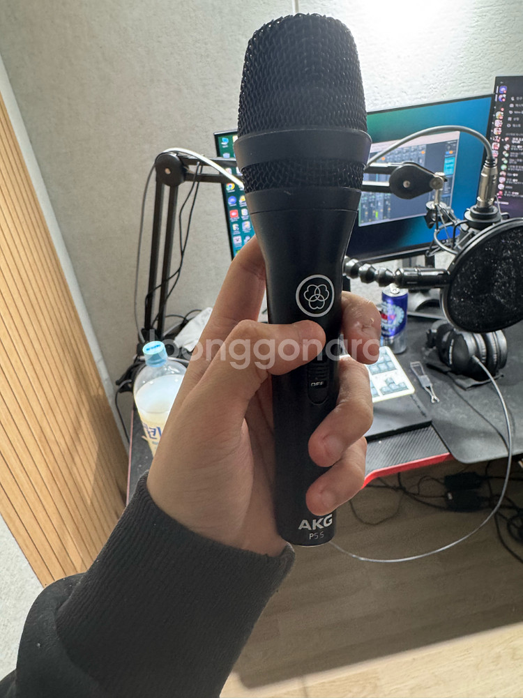 AKG P5S 다이나믹 마이크--2