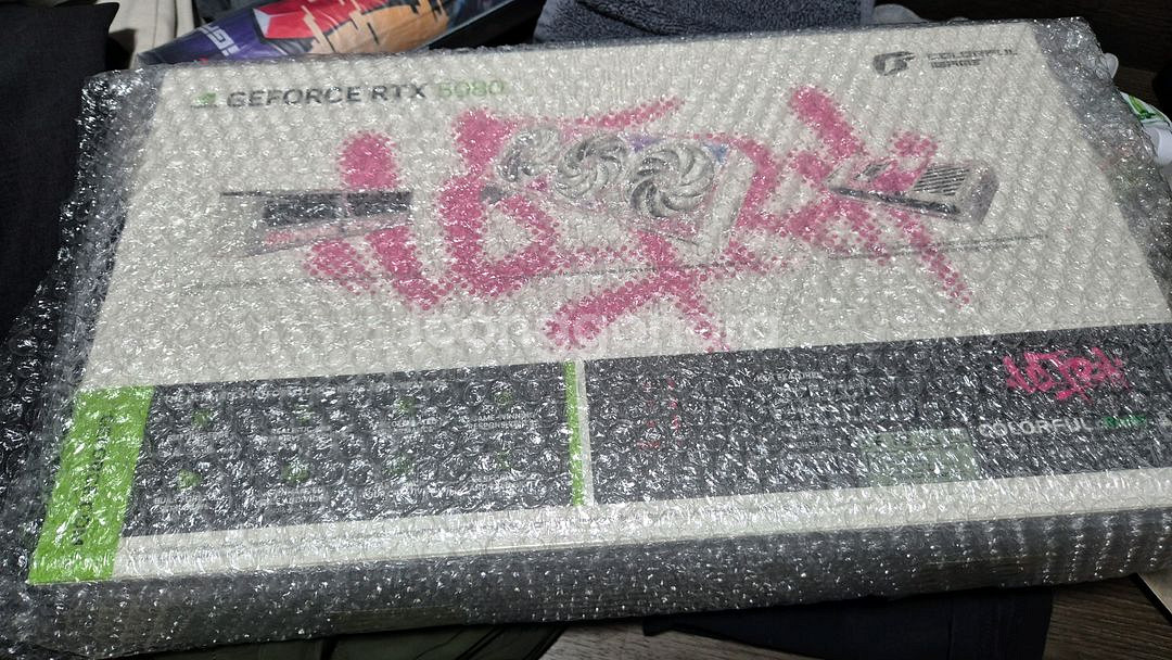 <미개봉>COLORFUL iGame 지포스 RTX 5080 ULTRA OC D7 16GB White--1