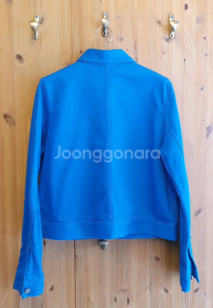 66.COS 크롭 데님자켓--1