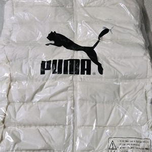 푸마 울트라 경량패딩 점퍼 화이트 XXL사이주