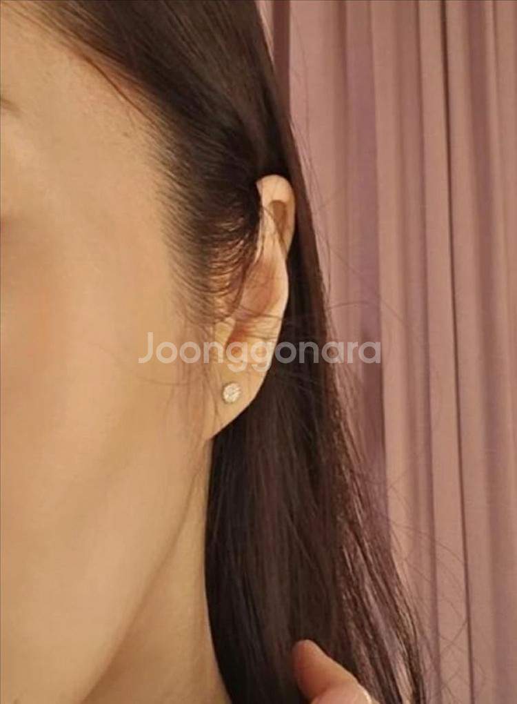 마이미 쥬얼리 파베 귀걸이14K화이트골드 판매해요--4