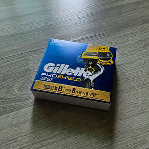 질레트 면도날 8개입