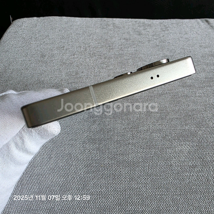 갤럭시S25 울트라 256G.거의 새상품--4