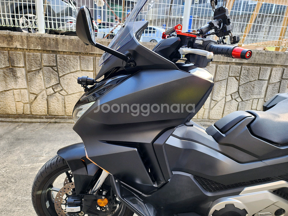 23년식 혼다 포르자 750 맷블랙 판매--7