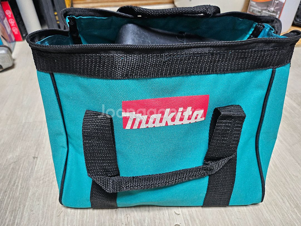 마끼다 충전 5인치 원형톱 스킬 세트--6