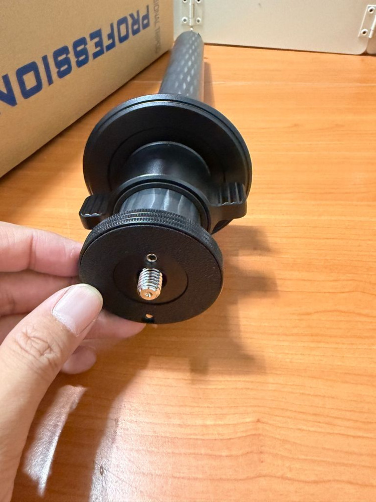 전문가용 탄소 삼각대 중앙 기둥 새상품 이미지