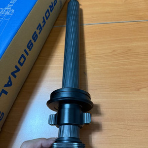 전문가용 탄소 삼각대 중앙 기둥 새상품 이미지