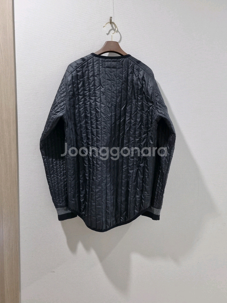 카반 드 주카 블랙 퀼팅 자켓--5