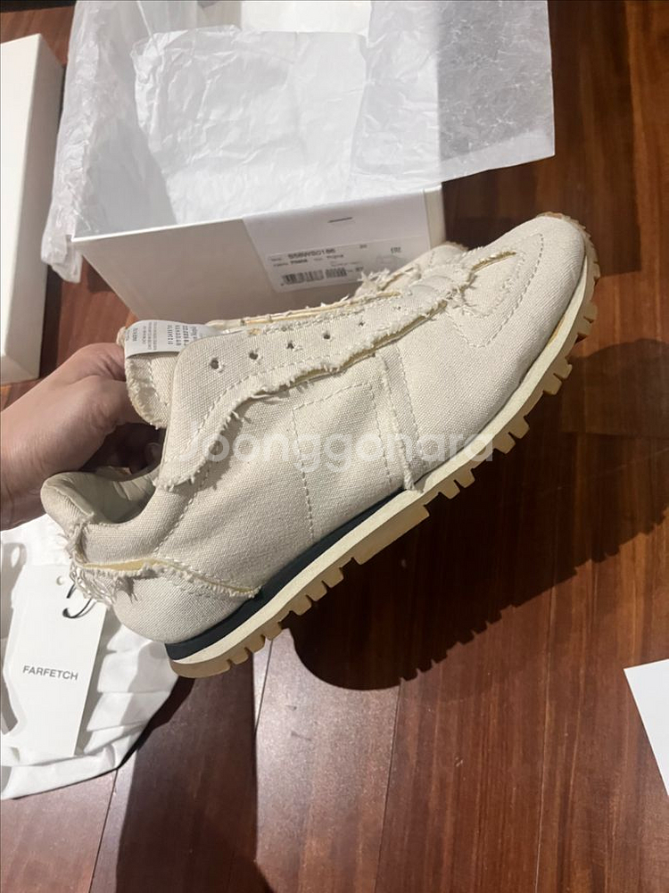 메종마르지엘라 러너 오프화이트 레플리카 스니커즈--4