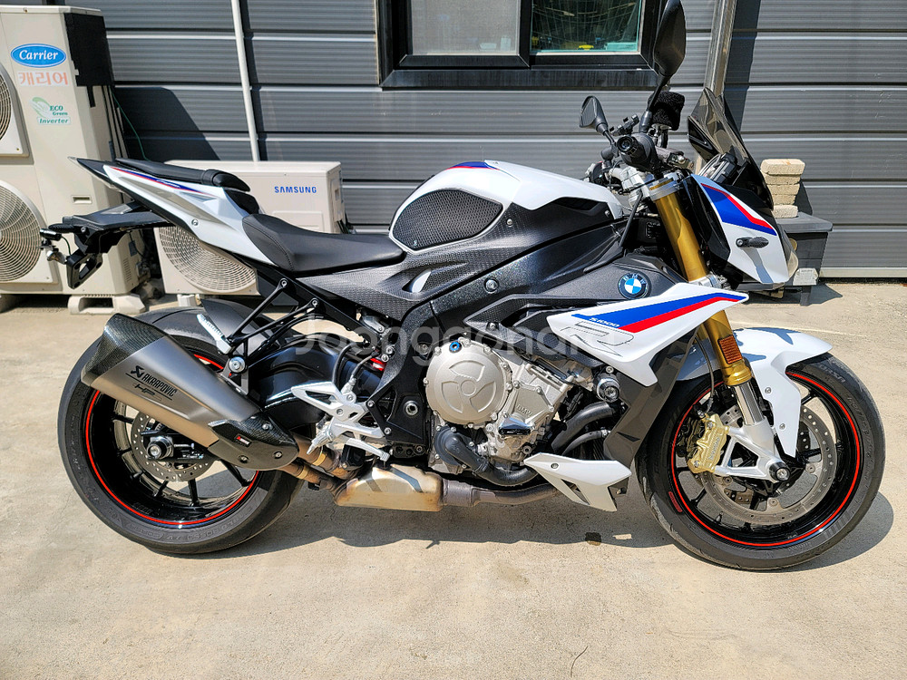 21년식 BMW S1000R 화이트 판매--0