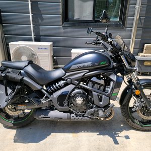 23년식 가와사키 발칸 650 블랙 판매