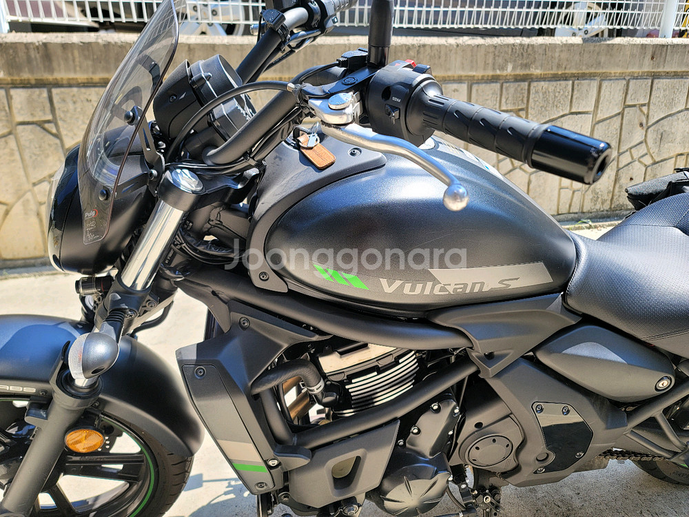 23년식 가와사키 발칸 650 블랙 판매--7