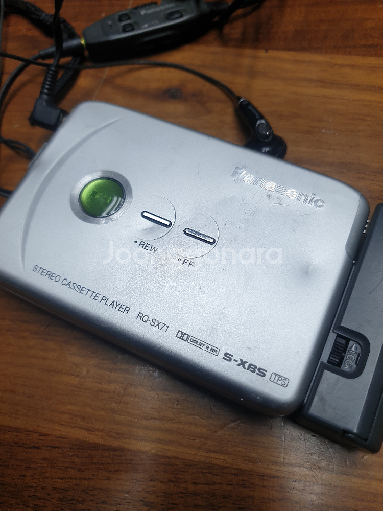 파나소닉 RQ-SX71 스테레오 카세트 플레이어입니다.--0