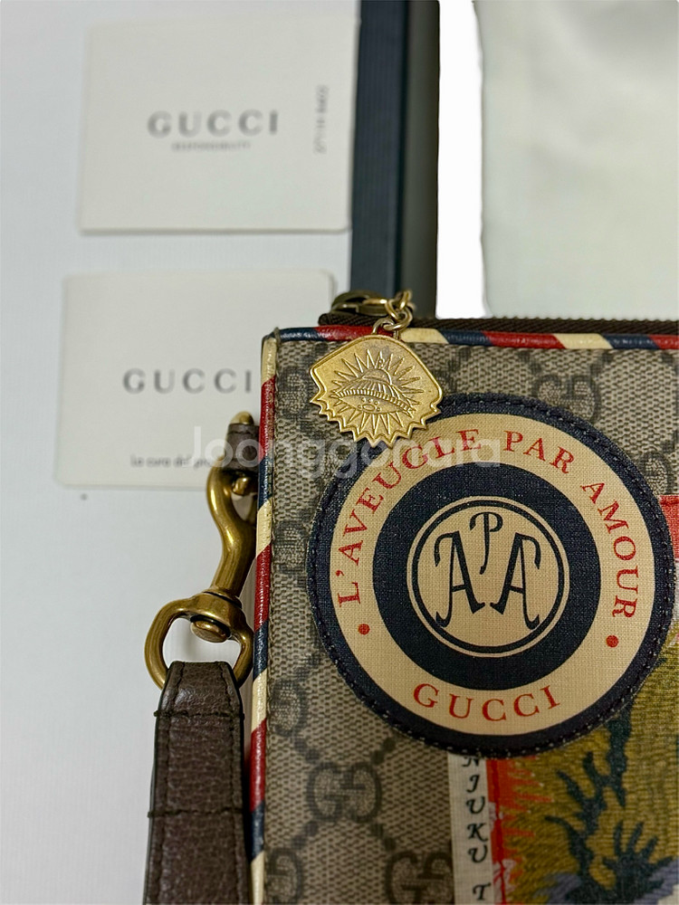 [ 풀구성 / 급처 ] 구찌 GG수프림 쿠리에 패치 한정판 클러치백--4