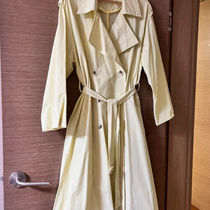 옐로우 트렌치 자켓