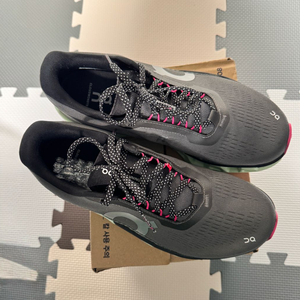 온러닝 클라우드몬스터2 265mm