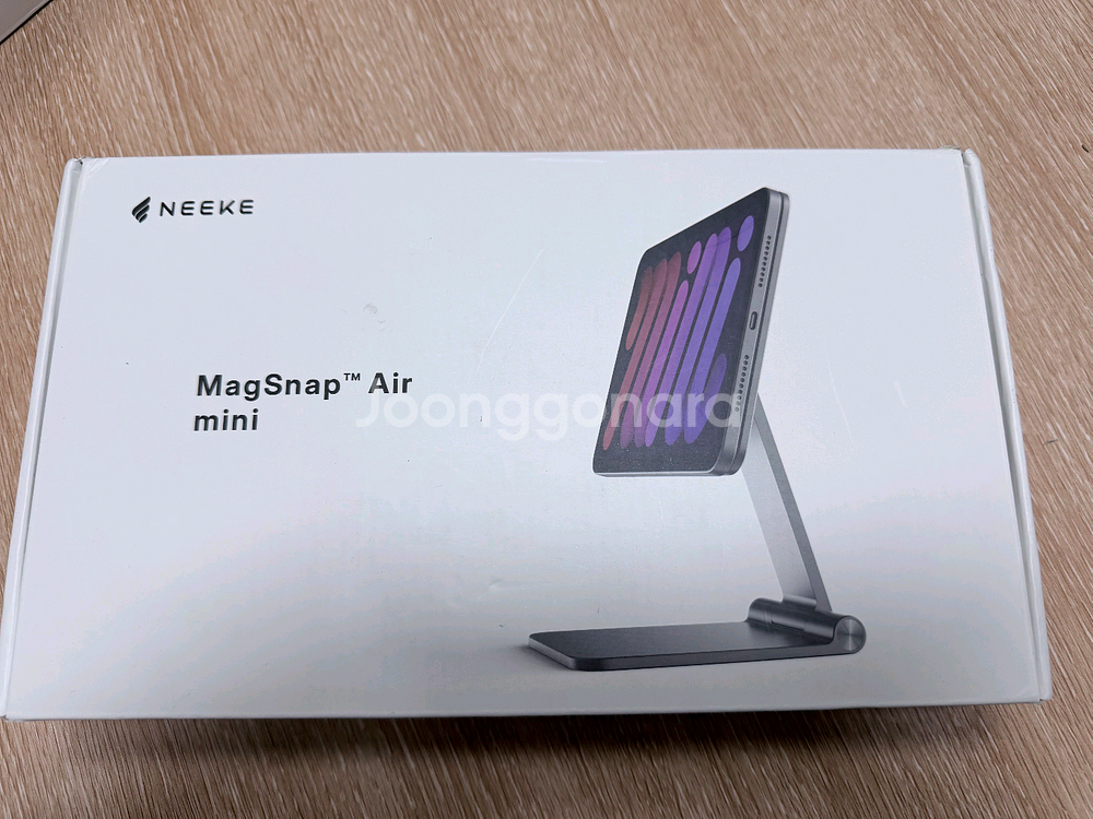 니케 아이패드 미니6 마그네틱 거치대--1