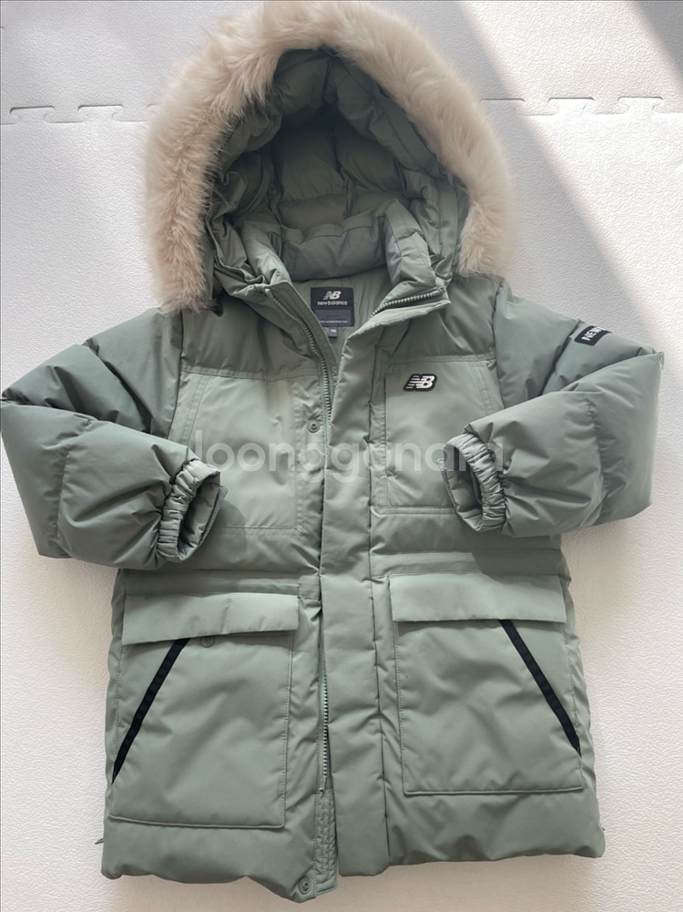 뉴발란스키즈 미디패딩 140사이즈--1