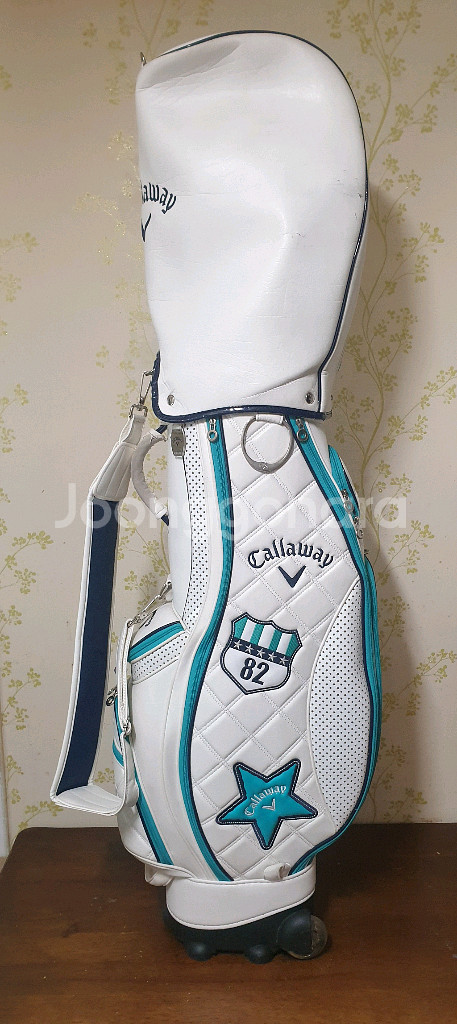 캘러웨이 바퀴달린 휠 골프백 판매해요 ( 여성용 )--3