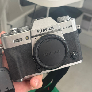 후지필름 X-T30 실버 + 7artisans 렌즈 이미지