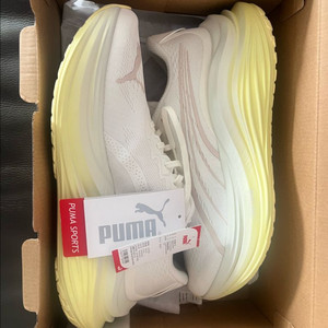 푸마 매그맥스 나이트로 275 새상품 러닝화 런닝화