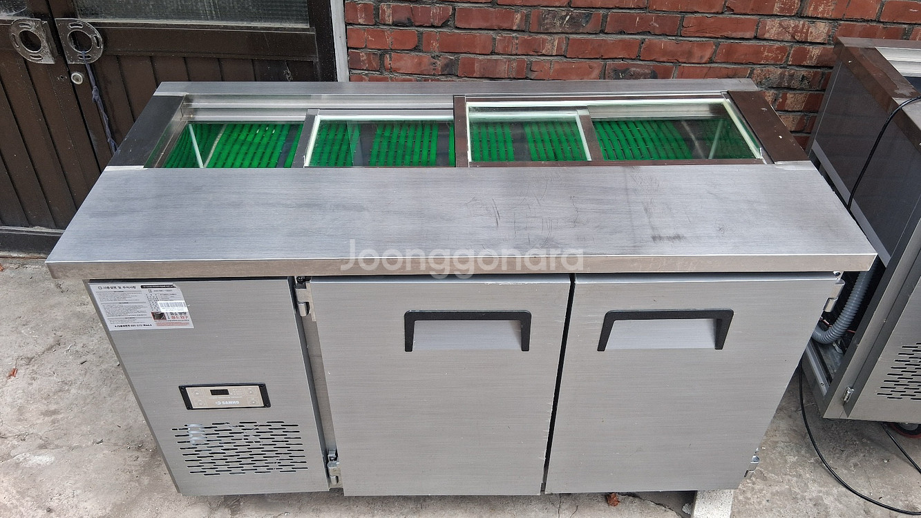 냉장 쇼케이스 추가 된 업소용 테이블 냉장고 1500--0