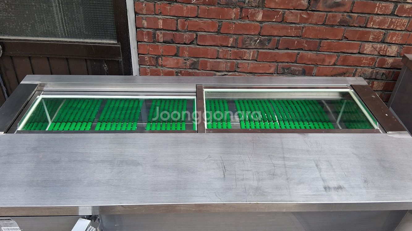 냉장 쇼케이스 추가 된 업소용 테이블 냉장고 1500--1