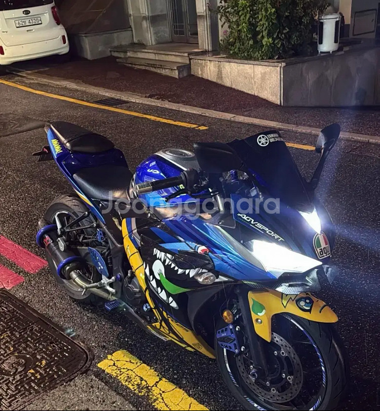 야마하 R3 스포츠바이크--1