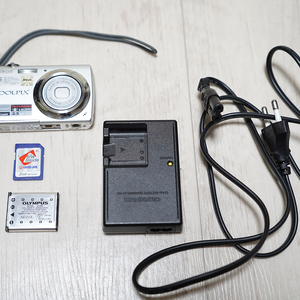 니콘 쿨픽스 S220 빈티지 카메라