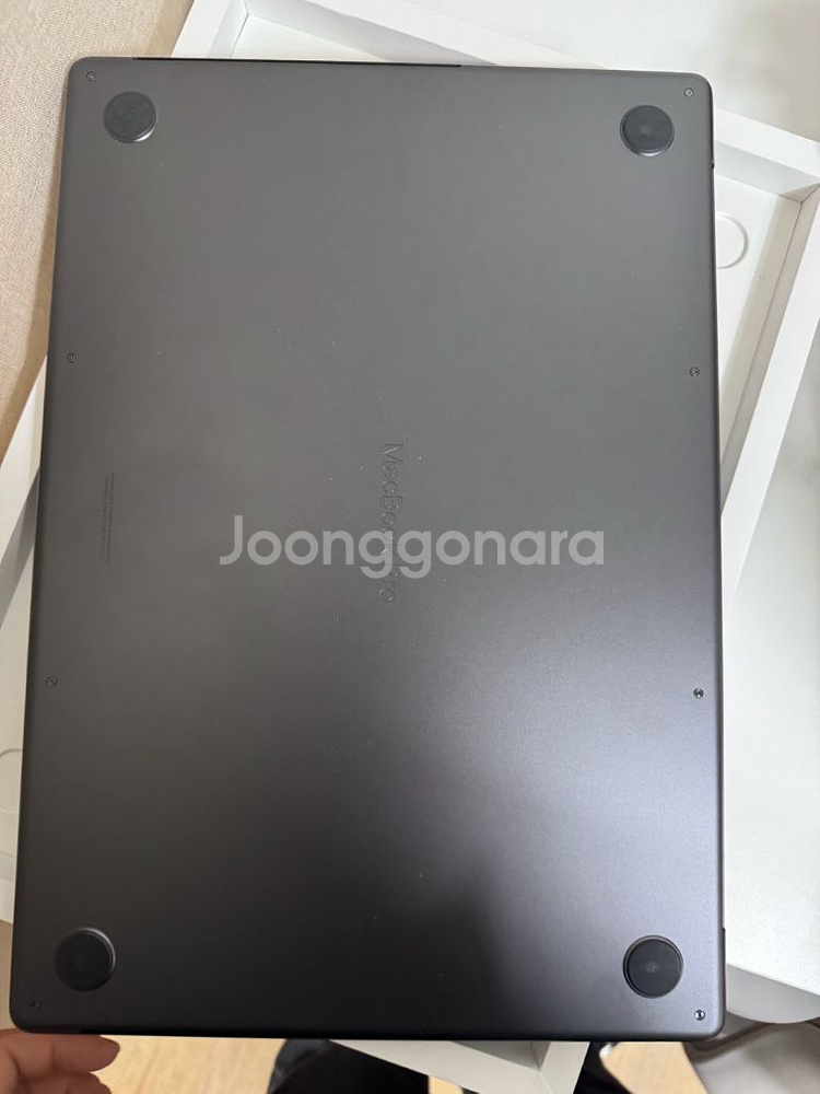 맥북프로m3 16인치 18gb/1tb 423>250만팝니다 단순개봉--4