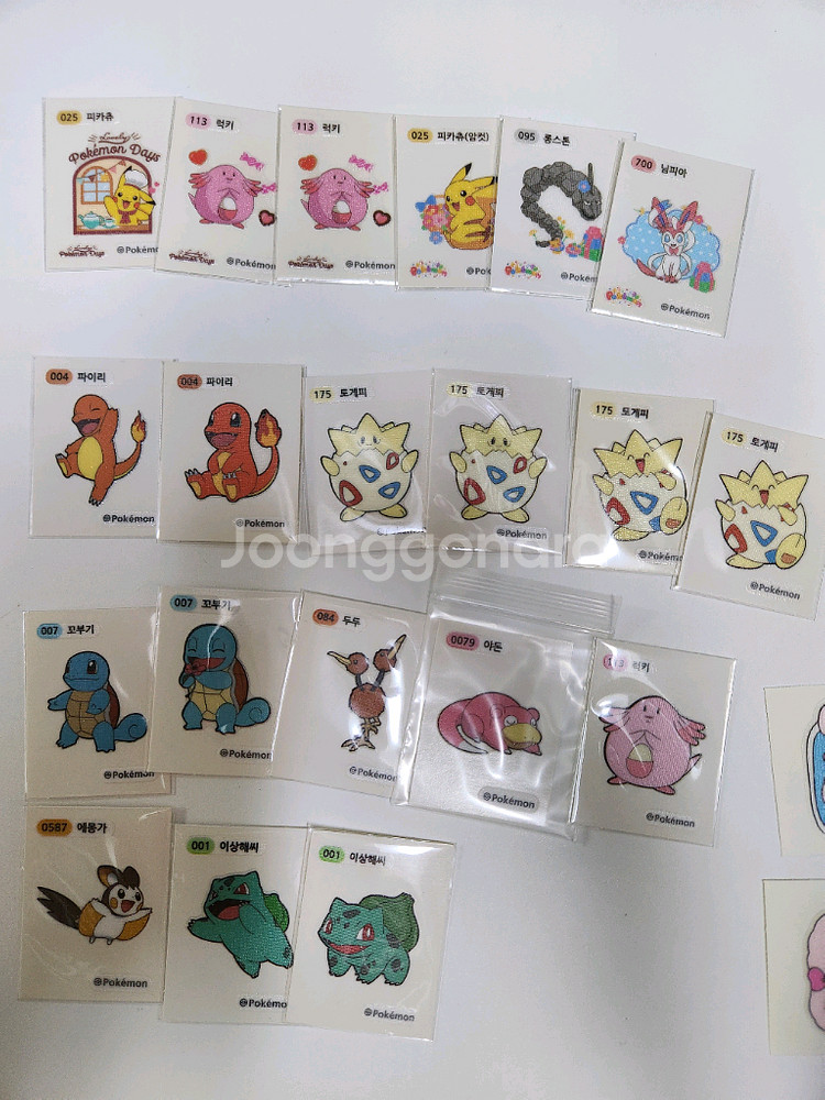 포켓몬, 몰랑이, 에스더버니 등 띠부씰--2