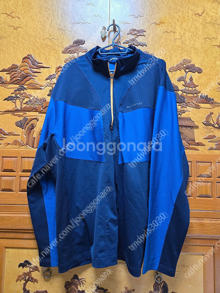 블랙야크 봄 가을 티셔츠 115사이즈 택포 3만원 판매합니다..상태 좋아요--0